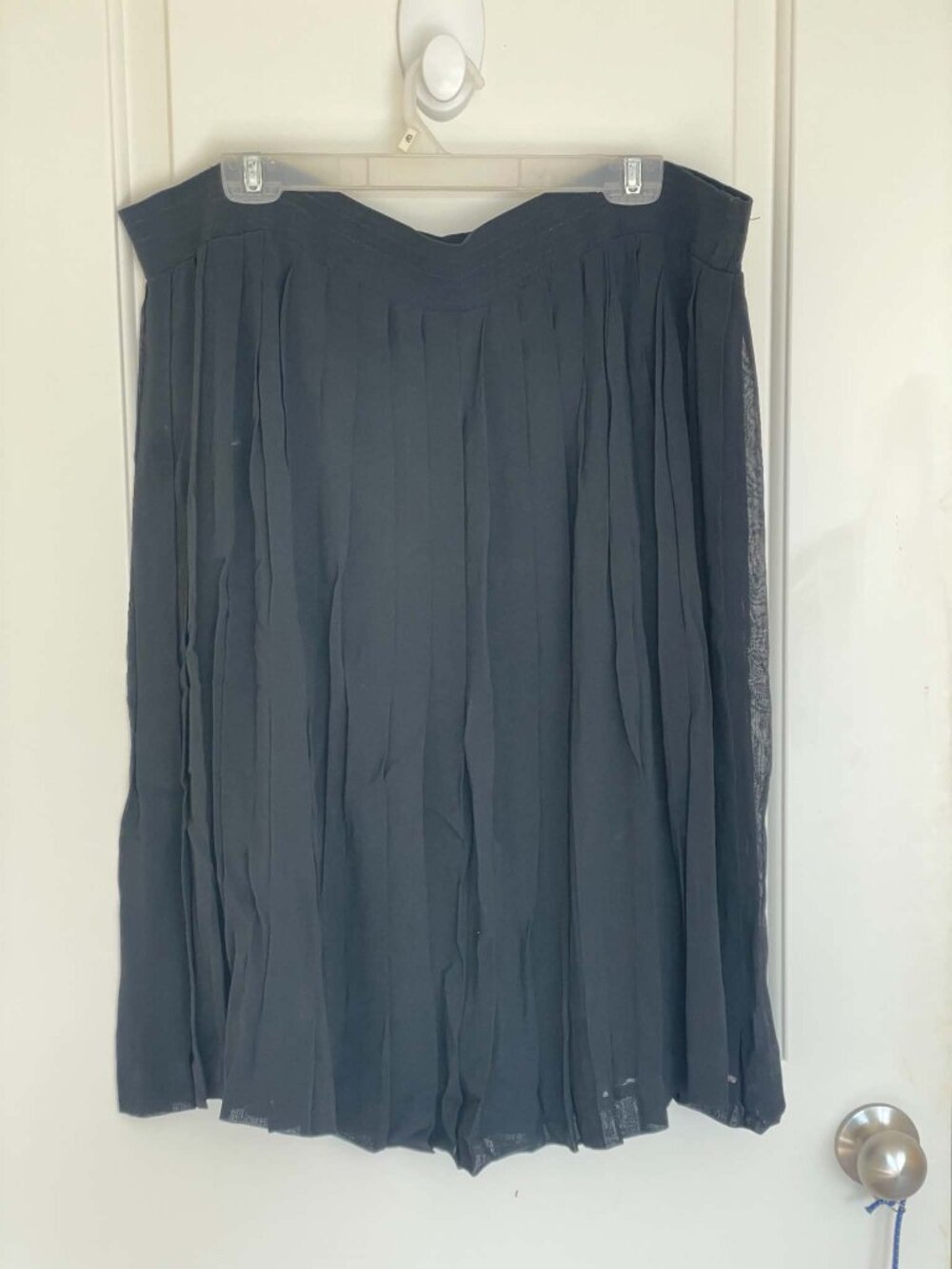 Vintage Black Silk Pleated Skirt Size 14